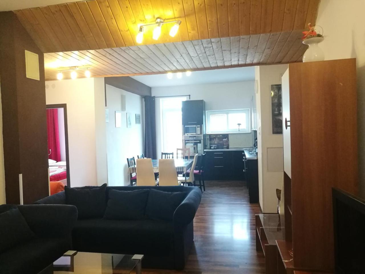 Apartment Maximilian 브라티슬라바 외부 사진